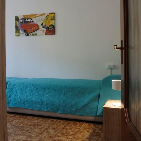 佩斯基耶拉德加达Casa Betty公寓 外观 照片